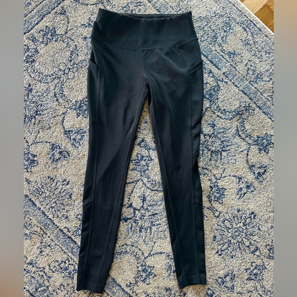 New Balance Women’s Black Leggings - Picture 3 of 3